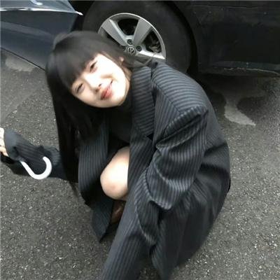 潇洒佳人淡淡妆